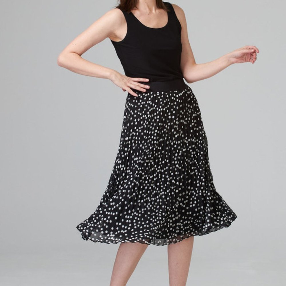 Joseph Ribkoff black polka dot pleated midi skirt NWT size 4